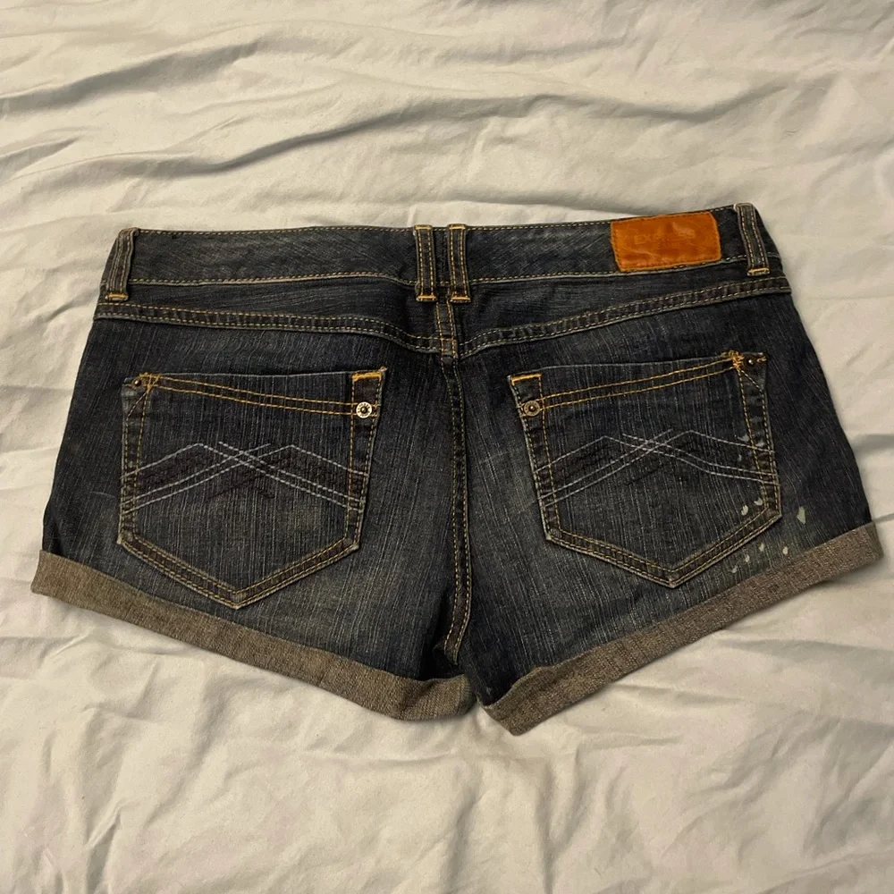 Express shorts - Picture 2 of 5